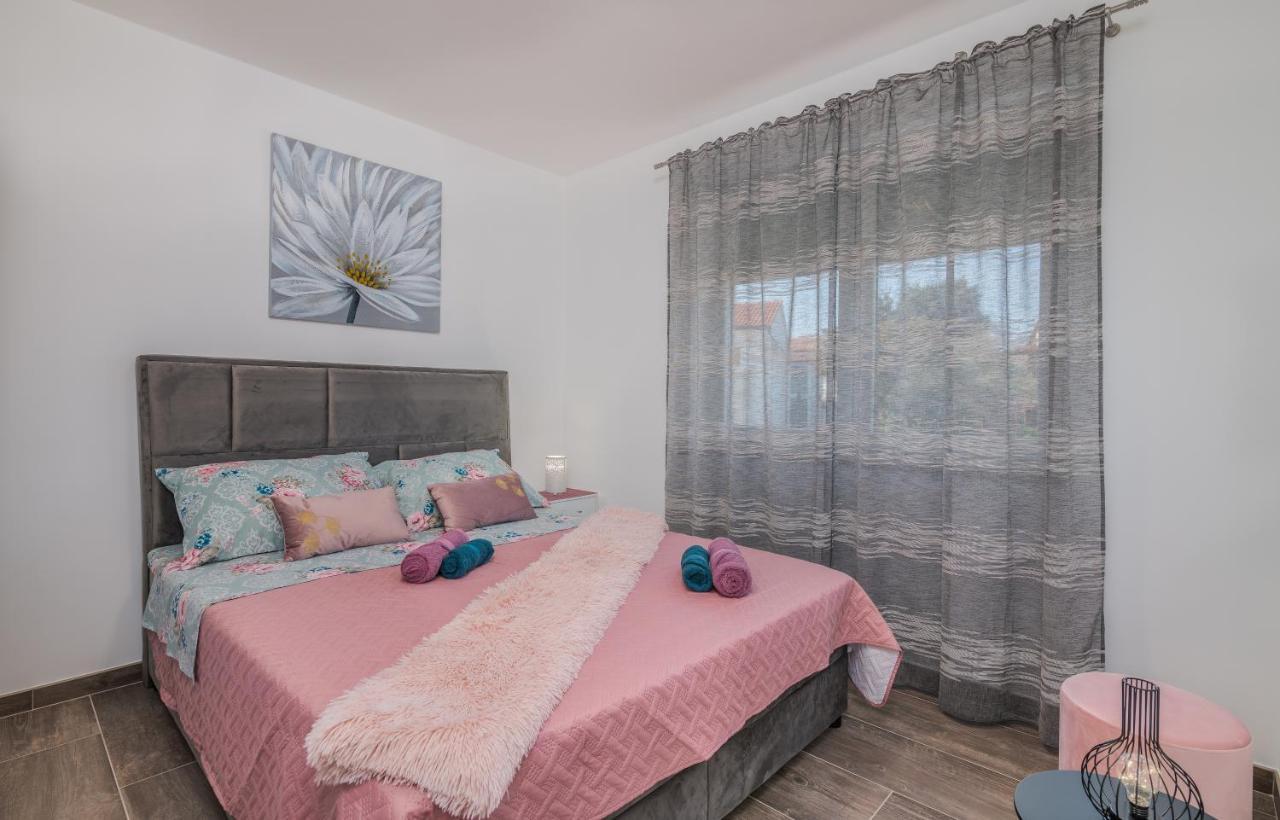 Apartman Luxury Lure Krk Town Exterior photo